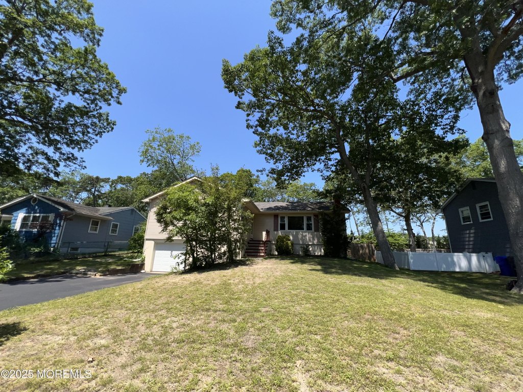 Brick, New Jersey, 08724, United States, 3 Bedrooms Bedrooms, ,1 BathroomBathrooms,Residential,Forsale,2004463