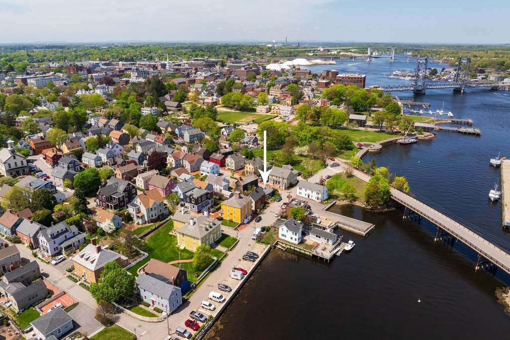 Portsmouth, New Hampshire, 03801, United States, 1 Bedroom Bedrooms, ,1 BathroomBathrooms,Residential,Forsale,1934008