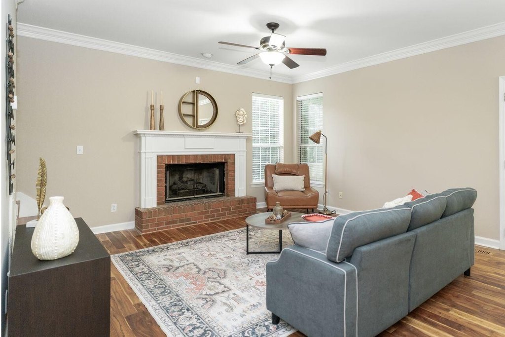 Signal Mountain, Tennessee, 37377, United States, 4 Bedrooms Bedrooms, ,2.5 BathroomsBathrooms,Residential,Forsale,1946776