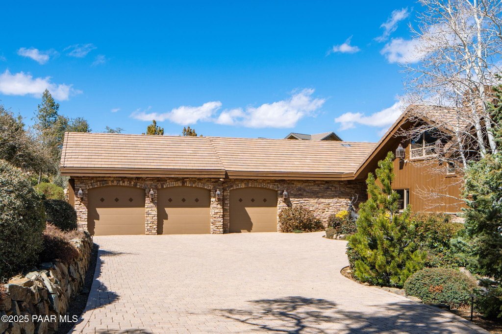 Prescott, Arizona, 86303, United States, 4 Bedrooms Bedrooms, ,5.5 BathroomsBathrooms,Residential,Forsale,1883971