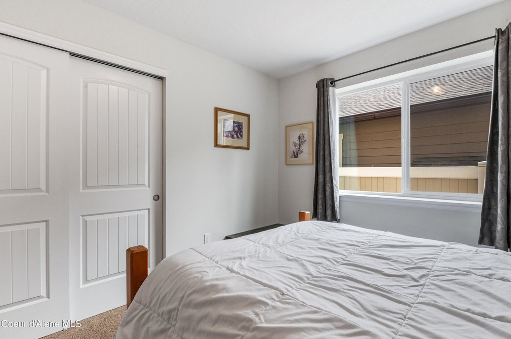 Sandpoint, Idaho, 83864, United States, 3 Bedrooms Bedrooms, ,2 BathroomsBathrooms,Residential,Forsale,1946335