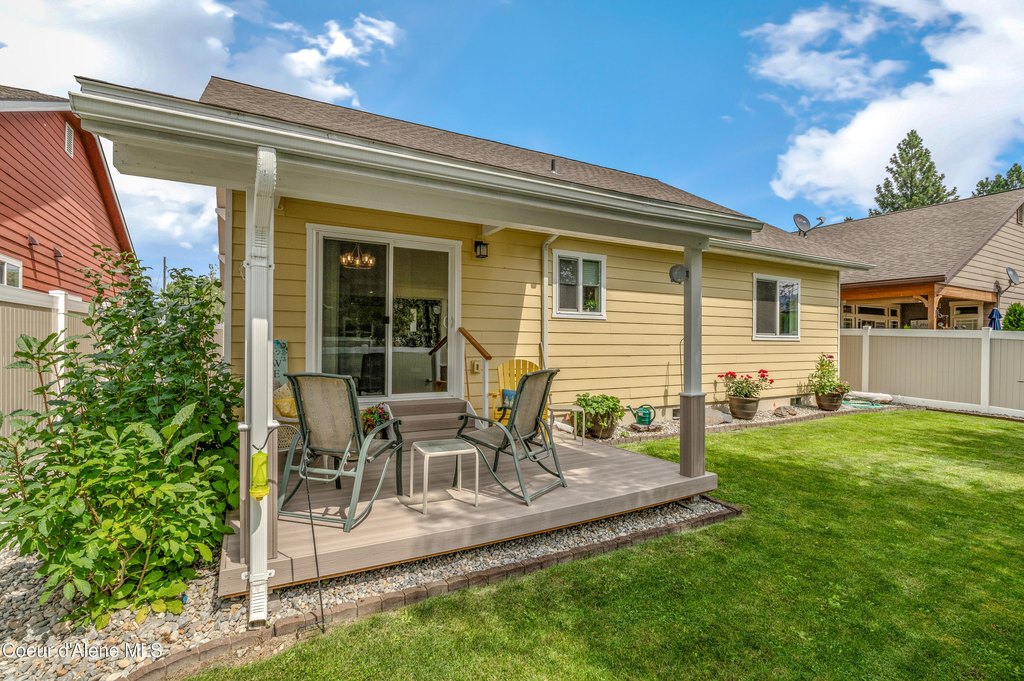 Sandpoint, Idaho, 83864, United States, 3 Bedrooms Bedrooms, ,2 BathroomsBathrooms,Residential,Forsale,1946335