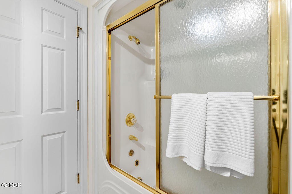 Sevierville, Tennessee, 37862, United States, 4 Bedrooms Bedrooms, ,4 BathroomsBathrooms,Residential,Forsale,1999437