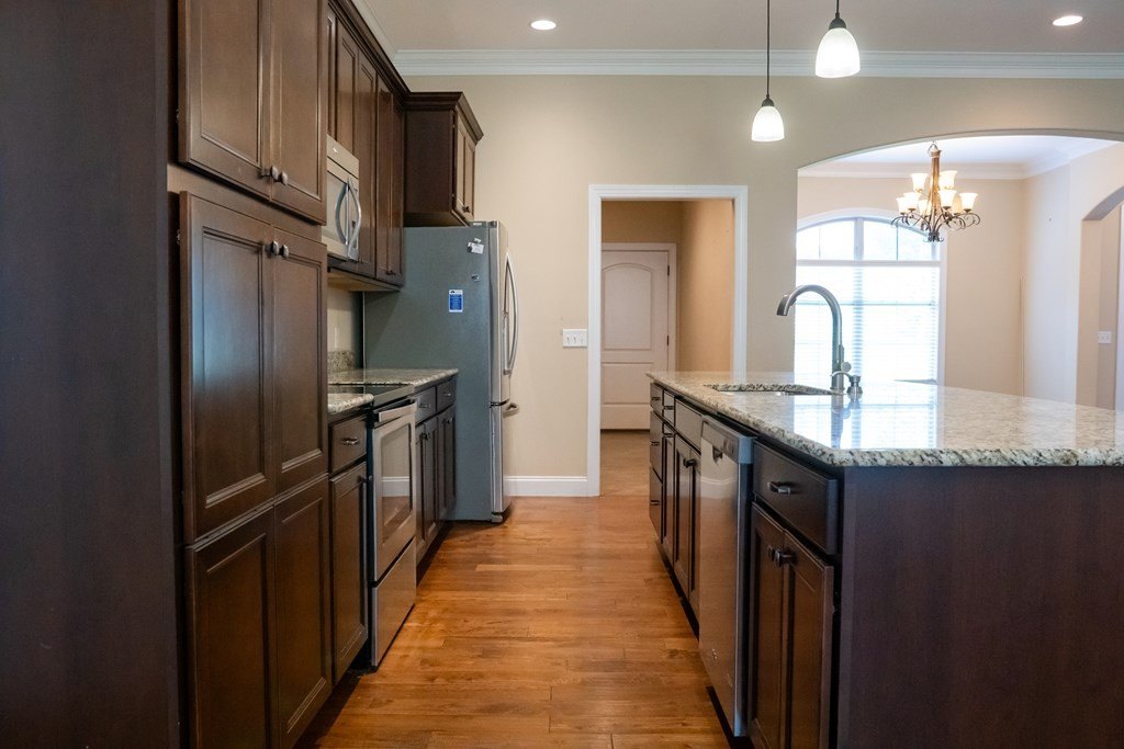 COOKEVILLE, Tennessee, 38506, United States, 3 Bedrooms Bedrooms, ,2 BathroomsBathrooms,Residential,Forsale,1929818