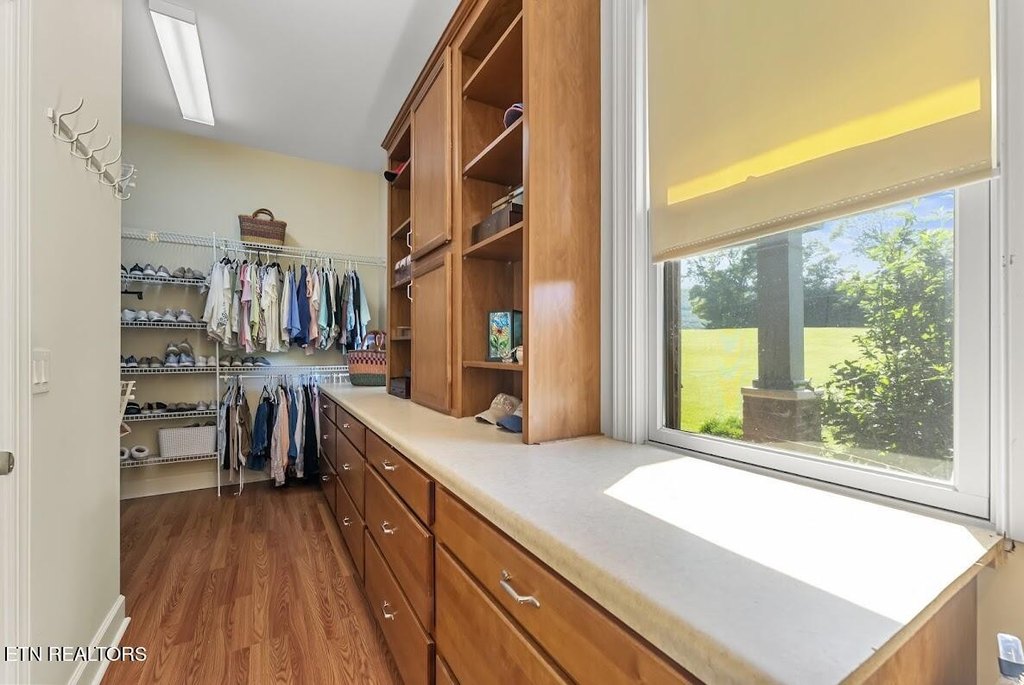 Pikeville, Tennessee, 37367, United States, 4 Bedrooms Bedrooms, ,3.5 BathroomsBathrooms,Residential,Forsale,1886011