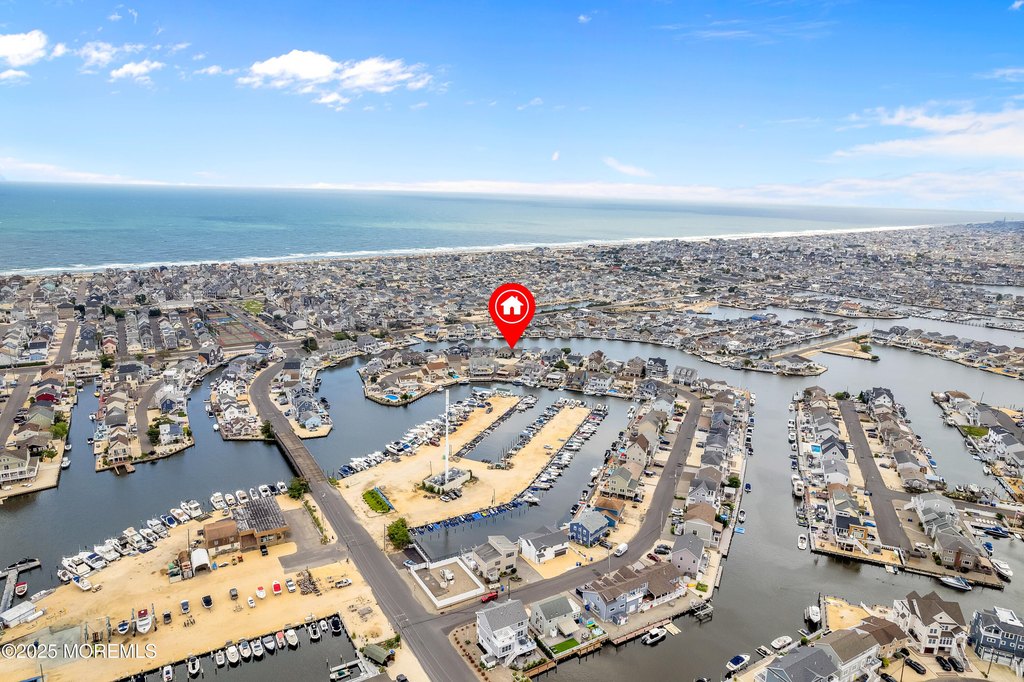 Lavallette, New Jersey, 08735, United States, 4 Bedrooms Bedrooms, ,3 BathroomsBathrooms,Residential,Forsale,1959733