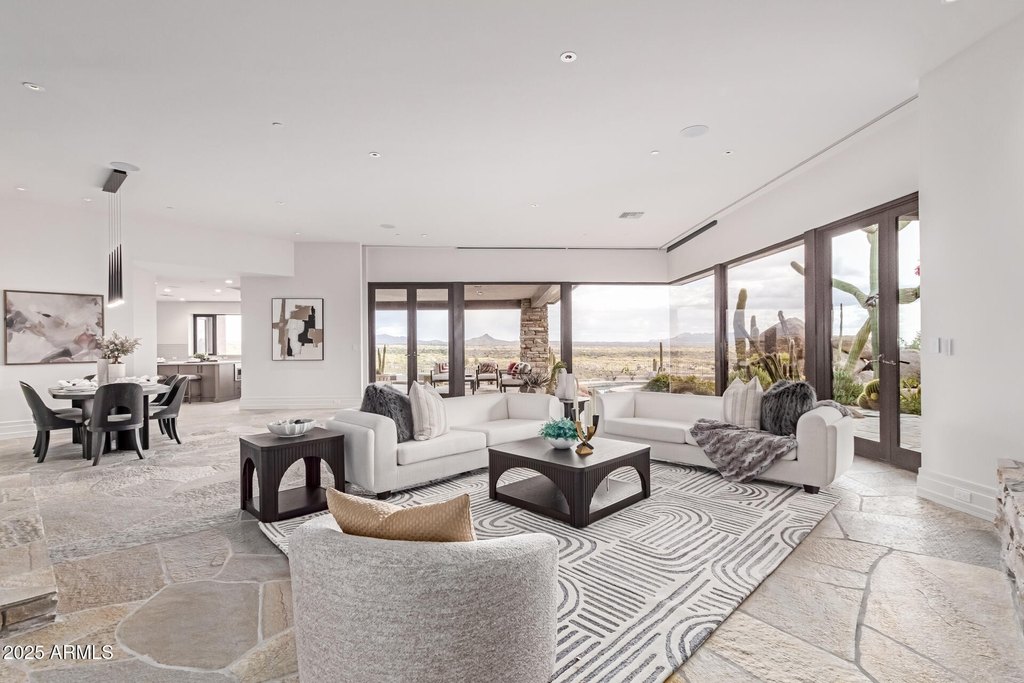 Carefree, Arizona, 85377, United States, 4 Bedrooms Bedrooms, ,5 BathroomsBathrooms,Residential,Forsale,1968441