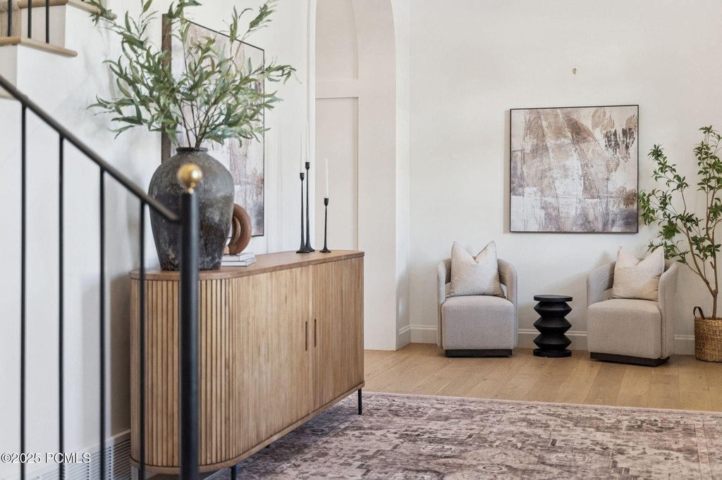 Midway, Utah, 84049, United States, 5 Bedrooms Bedrooms, ,4.5 BathroomsBathrooms,Residential,Forsale,2000237