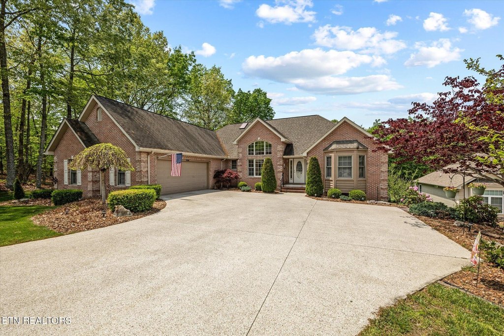 Fairfield Glade, Tennessee, 38558, United States, 3 Bedrooms Bedrooms, ,3 BathroomsBathrooms,Residential,Forsale,1960016