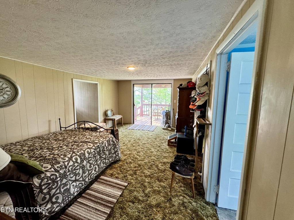 Crossville, Tennessee, 38571, United States, 4 Bedrooms Bedrooms, ,2 BathroomsBathrooms,Residential,Forsale,1996591