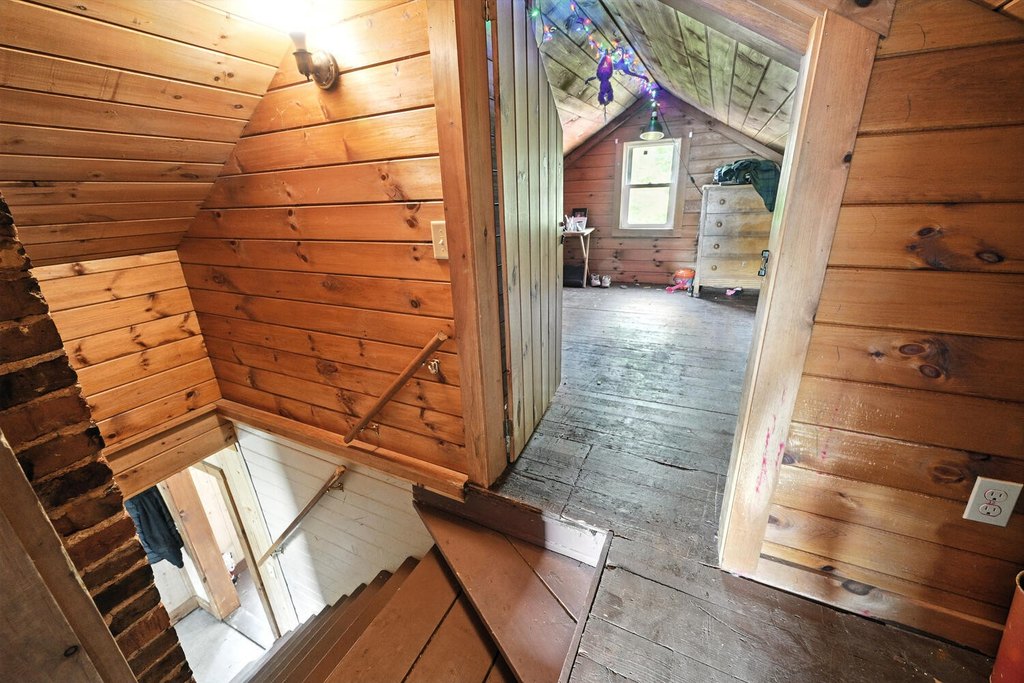 New Portland, Maine, 04961, United States, 13 Bedrooms Bedrooms, ,5.5 BathroomsBathrooms,Residential,Forsale,2010630