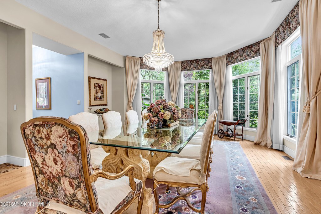 Wall, New Jersey, 07719, United States, 5 Bedrooms Bedrooms, ,5.5 BathroomsBathrooms,Residential,Forsale,1972303