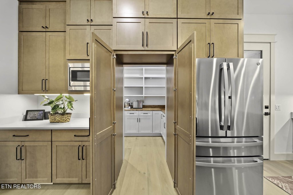 Fairfield Glade, Tennessee, 38558, United States, 3 Bedrooms Bedrooms, ,2.5 BathroomsBathrooms,Residential,Forsale,1952852