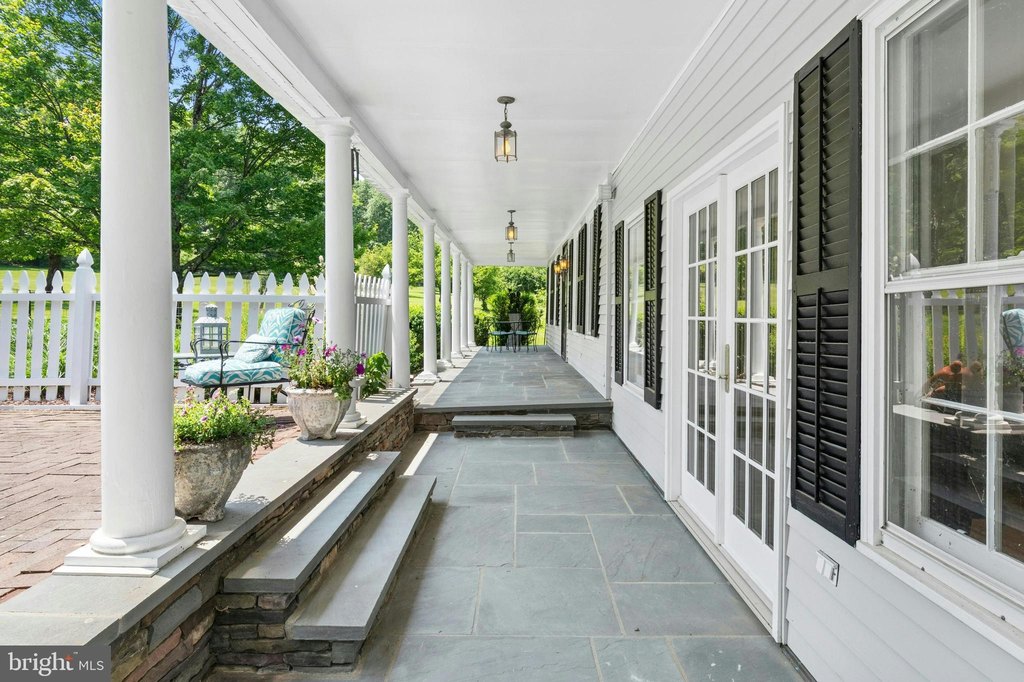 EAST STROUDSBURG, Pennsylvania, 18302, United States, 4 Bedrooms Bedrooms, ,4.5 BathroomsBathrooms,Residential,Forsale,1971847