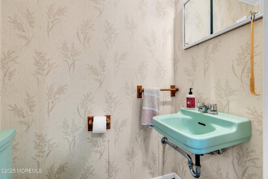 Toms River, New Jersey, 08755, United States, 4 Bedrooms Bedrooms, ,2.5 BathroomsBathrooms,Residential,Forsale,2004118