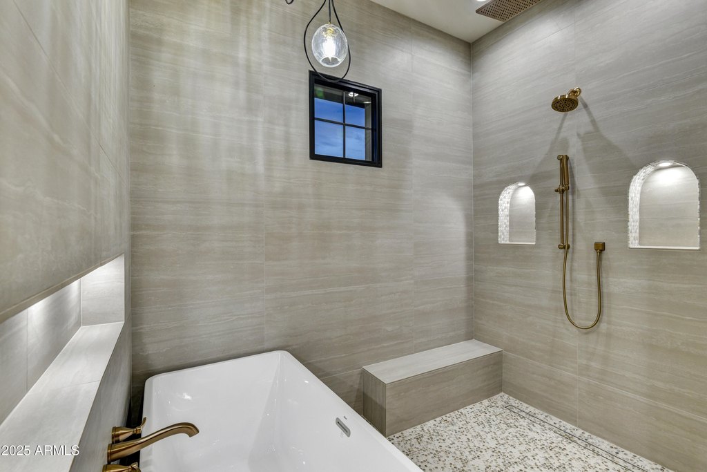 Gold Canyon, Arizona, 85118, United States, 3 Bedrooms Bedrooms, ,4 BathroomsBathrooms,Residential,Forsale,1884333