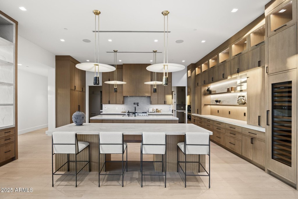 Scottsdale, Arizona, 85254, United States, 6 Bedrooms Bedrooms, ,6.5 BathroomsBathrooms,Residential,Forsale,2004934