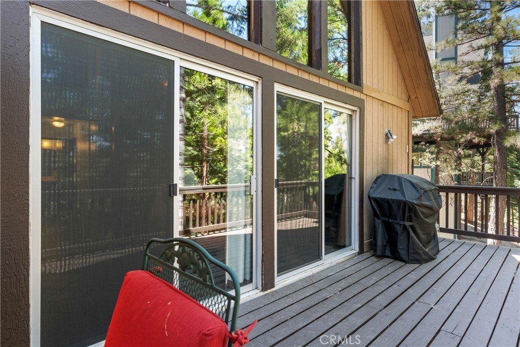 Lake Arrowhead, California, 92317, United States, 3 Bedrooms Bedrooms, ,2 BathroomsBathrooms,Residential,Forsale,1971039