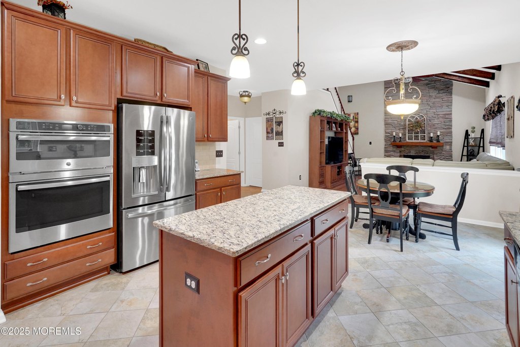 Howell, New Jersey, 07731, United States, 4 Bedrooms Bedrooms, ,3 BathroomsBathrooms,Residential,Forsale,1953811