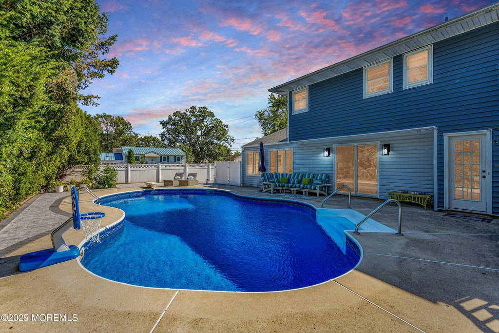 Toms River, New Jersey, 08755, United States, 3 Bedrooms Bedrooms, ,3 BathroomsBathrooms,Residential,Forsale,1966050