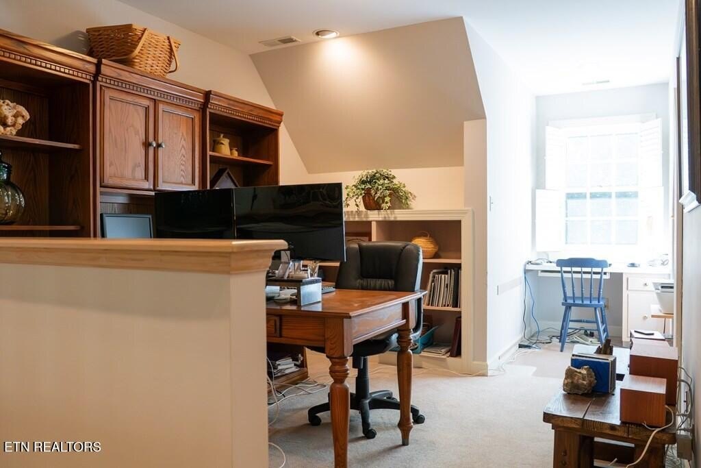 Livingston, Tennessee, 38570, United States, 3 Bedrooms Bedrooms, ,4.5 BathroomsBathrooms,Residential,Forsale,1952671