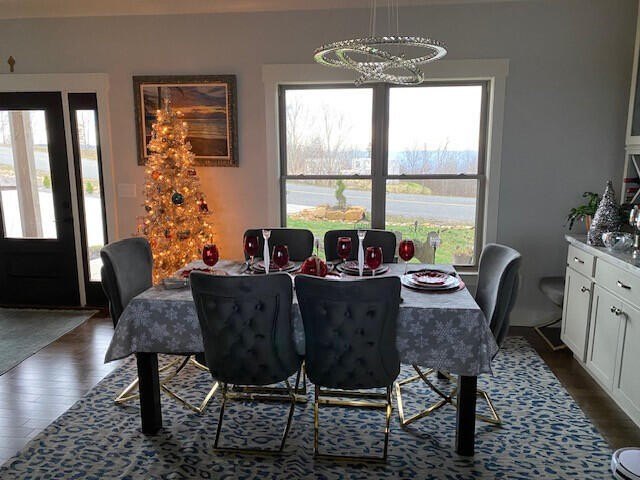 Jasper, Tennessee, 37347, United States, 4 Bedrooms Bedrooms, ,4 BathroomsBathrooms,Residential,Forsale,1963565