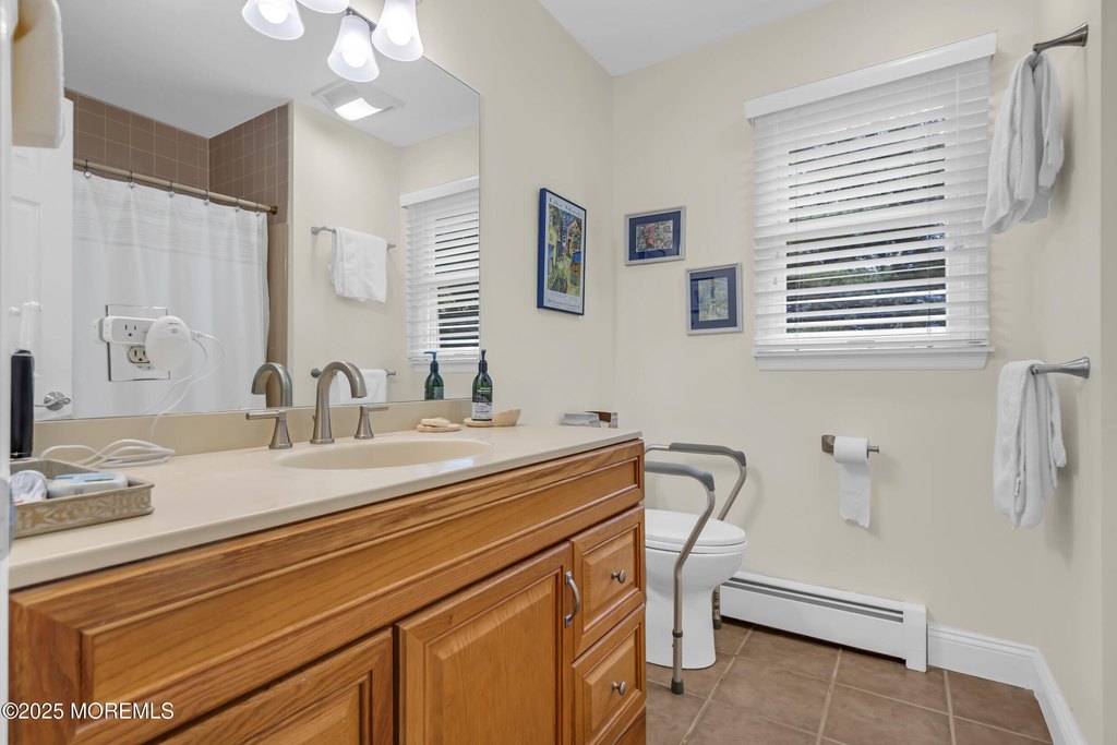 Toms River, New Jersey, 08753, United States, 3 Bedrooms Bedrooms, ,2.5 BathroomsBathrooms,Residential,Forsale,1966074