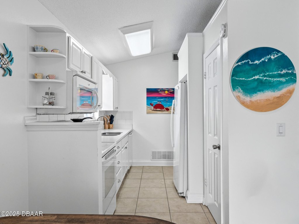 New Smyrna Beach, Florida, 32169, United States, 3 Bedrooms Bedrooms, ,2 BathroomsBathrooms,Residential,Forsale,1964581