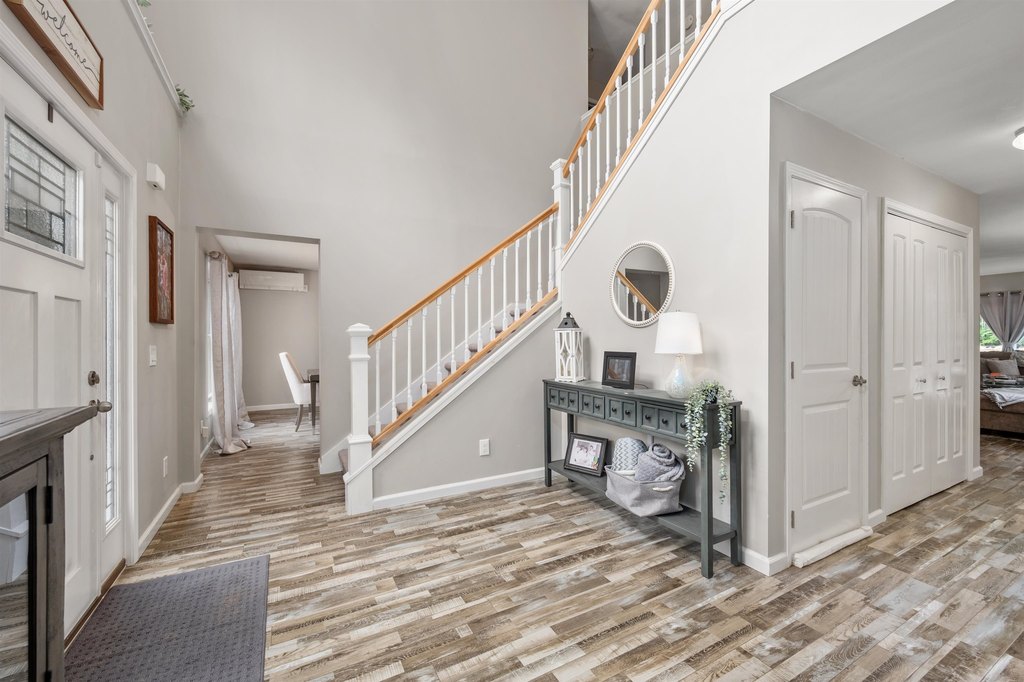 Gilford, New Hampshire, 03249, United States, 4 Bedrooms Bedrooms, ,2.5 BathroomsBathrooms,Residential,Forsale,2004032