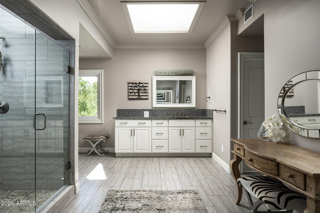 Paradise Valley, Arizona, 85253, United States, 5 Bedrooms Bedrooms, ,7 BathroomsBathrooms,Residential,Forsale,2014372