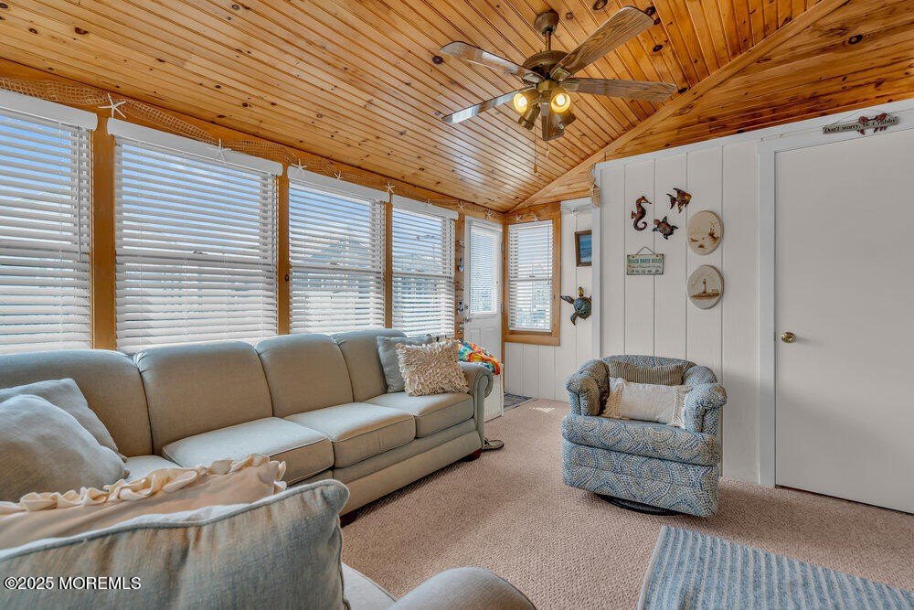 Seaside Park, New Jersey, 08752, United States, 2 Bedrooms Bedrooms, ,1 BathroomBathrooms,Residential,Forsale,1966053