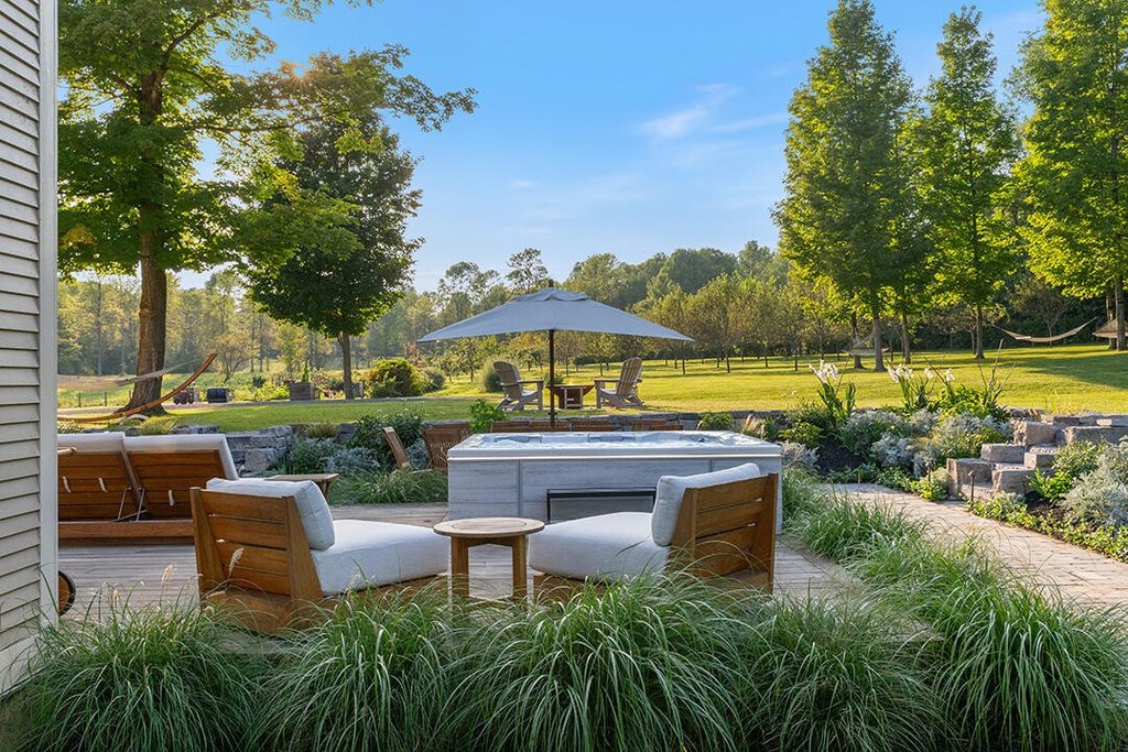 Essex, New York, 12936, United States, 6 Bedrooms Bedrooms, ,5.5 BathroomsBathrooms,Residential,Forsale,1999411