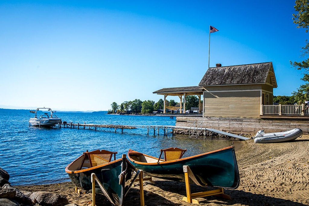 Essex, New York, 12936, United States, 6 Bedrooms Bedrooms, ,5.5 BathroomsBathrooms,Residential,Forsale,1999411