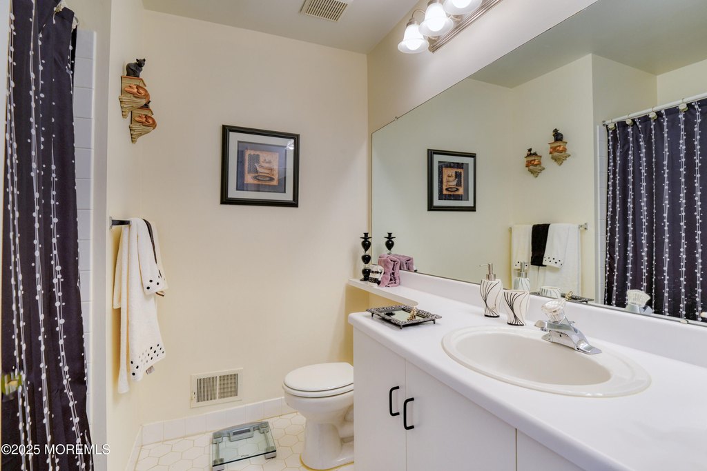 Ocean Twp, New Jersey, 07712, United States, 2 Bedrooms Bedrooms, ,2.5 BathroomsBathrooms,Residential,Forsale,1984572