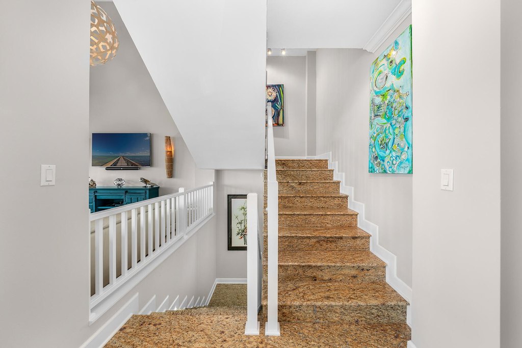 Key Largo, Florida, 33037, United States, 5 Bedrooms Bedrooms, ,3.5 BathroomsBathrooms,Residential,Forsale,1971978