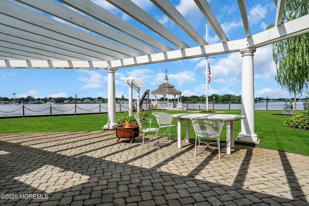 Toms River, New Jersey, 08753, United States, 5 Bedrooms Bedrooms, ,5.5 BathroomsBathrooms,Residential,Forsale,1954064