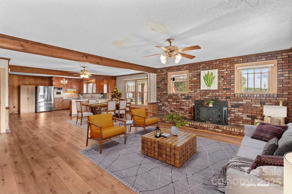 Kannapolis, North Carolina, 28081, United States, 6 Bedrooms Bedrooms, ,4 BathroomsBathrooms,Residential,Forsale,1985977