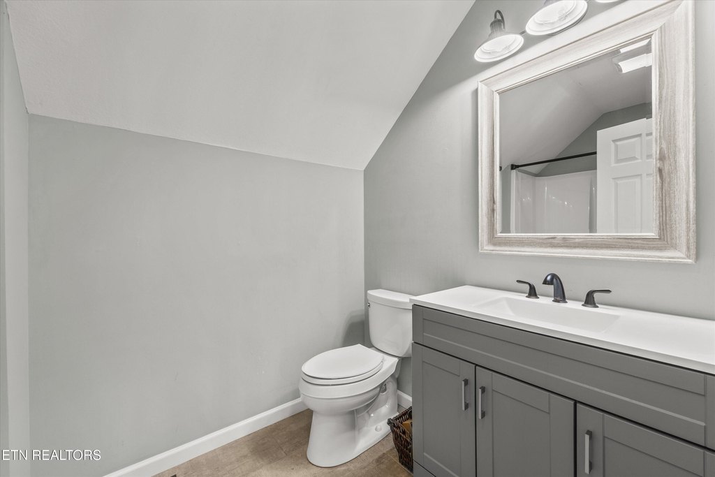 Maryville, Tennessee, 37801, United States, 3 Bedrooms Bedrooms, ,2.5 BathroomsBathrooms,Residential,Forsale,1910242