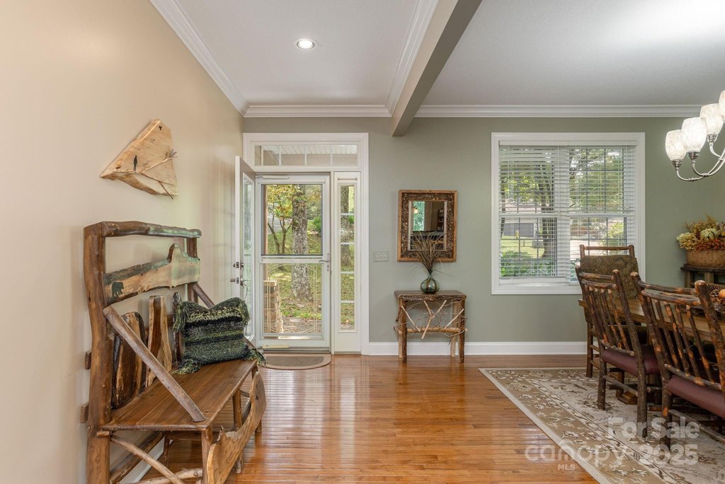 Flat Rock, North Carolina, 28731, United States, 3 Bedrooms Bedrooms, ,3 BathroomsBathrooms,Residential,Forsale,1985995