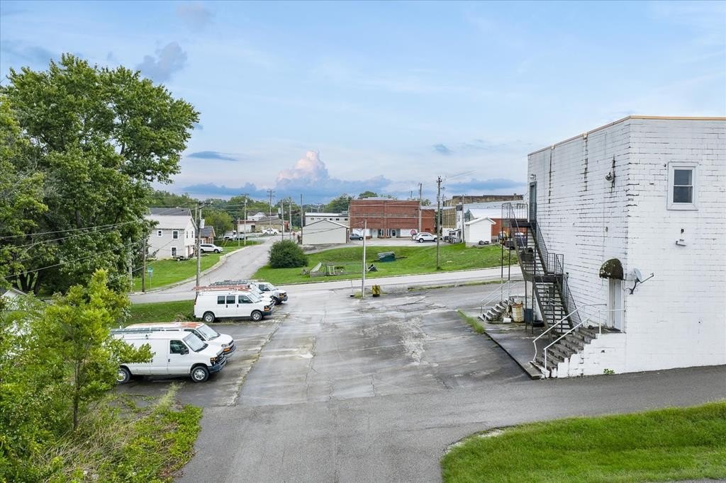 Livingston, Tennessee, 38570, United States, ,Residential,Forsale,1968521