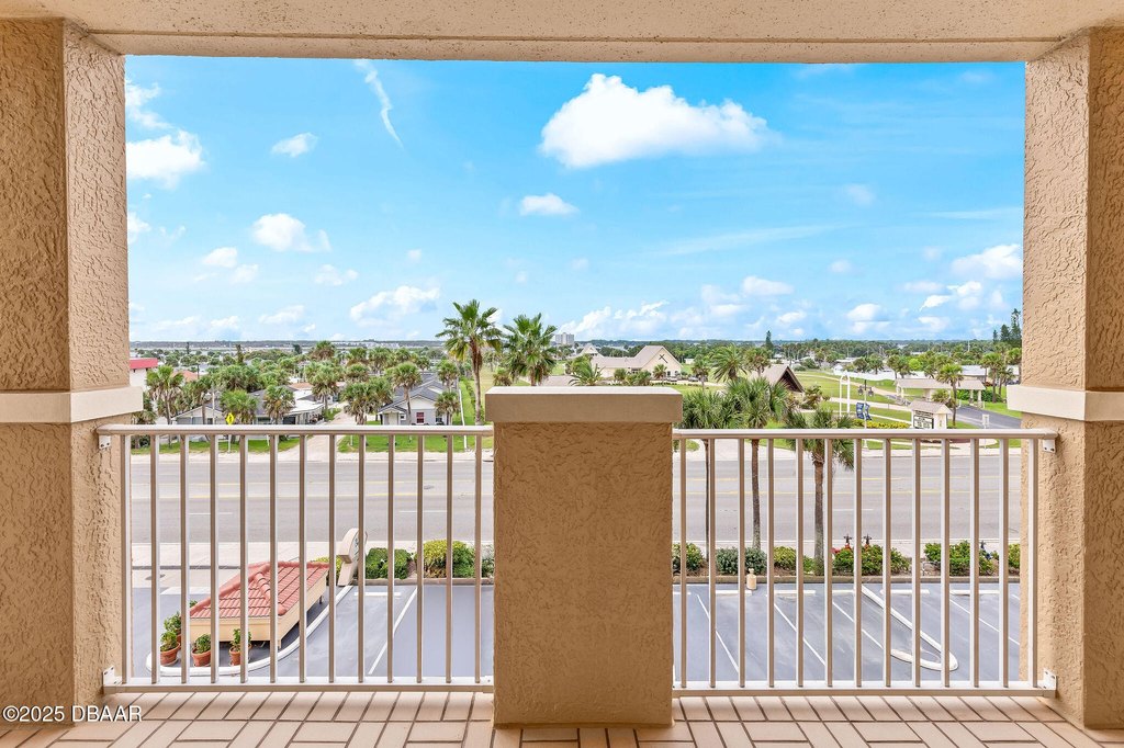 Daytona Beach Shores, Florida, 32118, United States, 3 Bedrooms Bedrooms, ,3 BathroomsBathrooms,Residential,Forsale,1990137