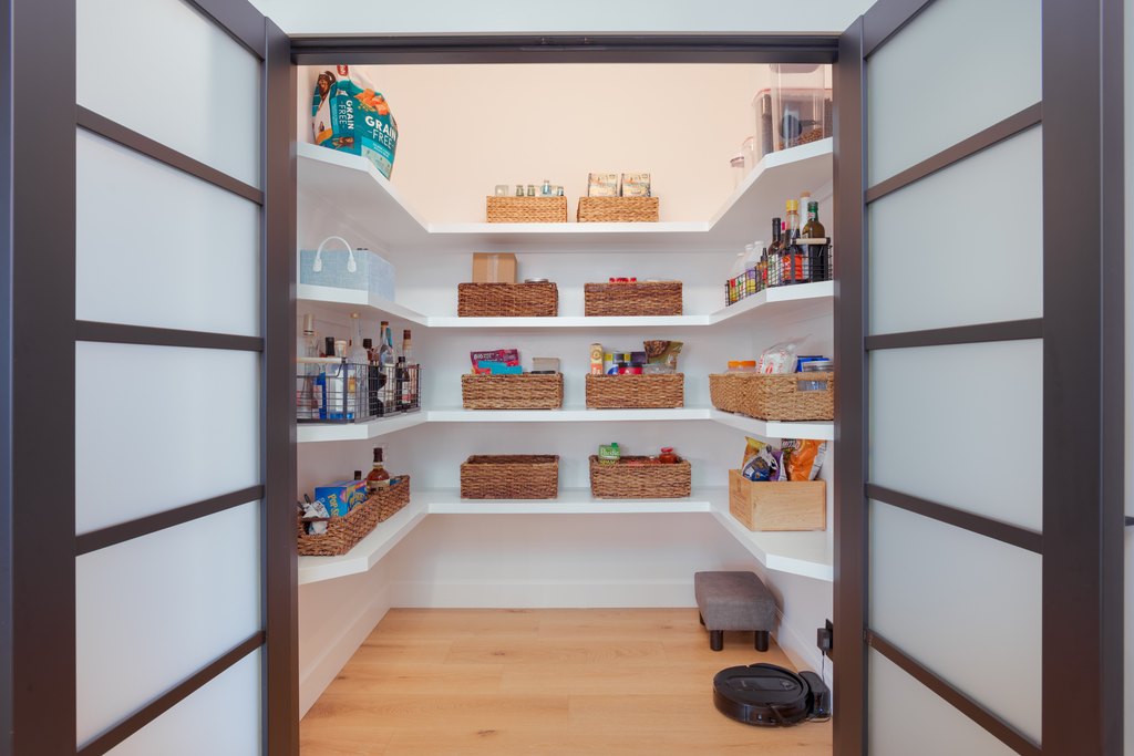 Kailua-Kona, Hawaii, 96725, United States, 3 Bedrooms Bedrooms, ,3 BathroomsBathrooms,Residential,Forsale,1989820