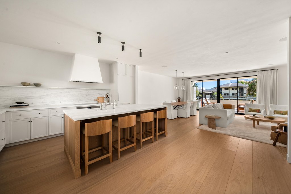 SANTA BARBARA, California, 93108, United States, 2 Bedrooms Bedrooms, ,2.5 BathroomsBathrooms,Residential,Forsale,1964340