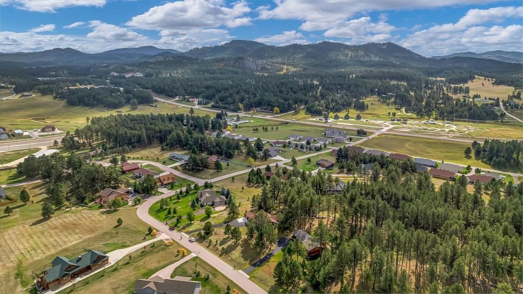 Custer, South Dakota, 57730, United States, 3 Bedrooms Bedrooms, ,2 BathroomsBathrooms,Residential,Forsale,1962258