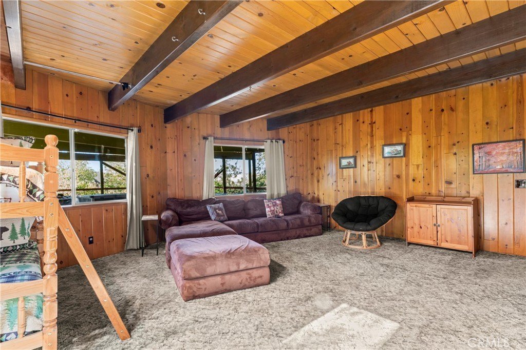 Lake Arrowhead, California, 92352, United States, 3 Bedrooms Bedrooms, ,2.5 BathroomsBathrooms,Residential,Forsale,1971033