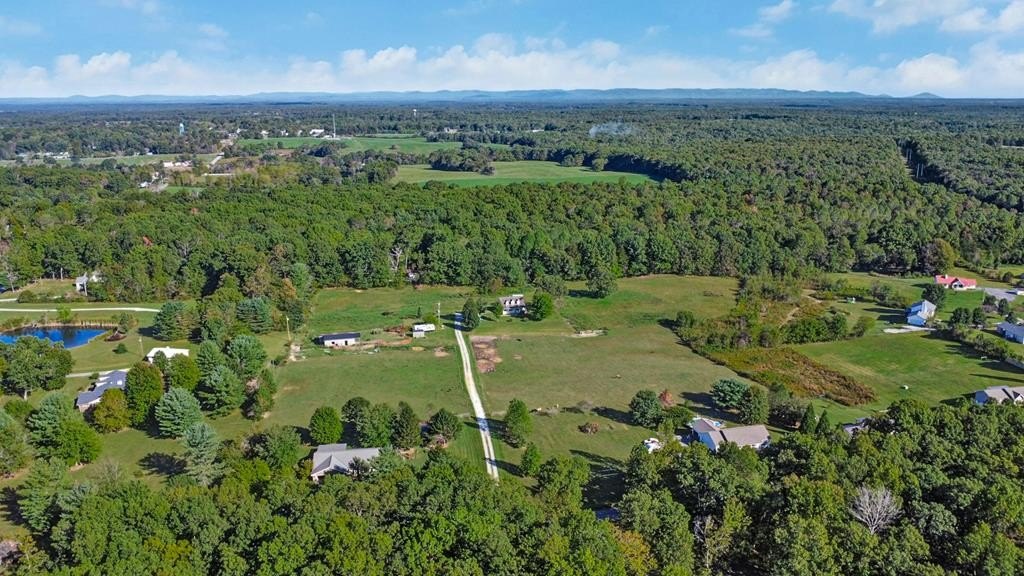 Jamestown, Tennessee, 38556, United States, 3 Bedrooms Bedrooms, ,2 BathroomsBathrooms,Residential,Forsale,1968518