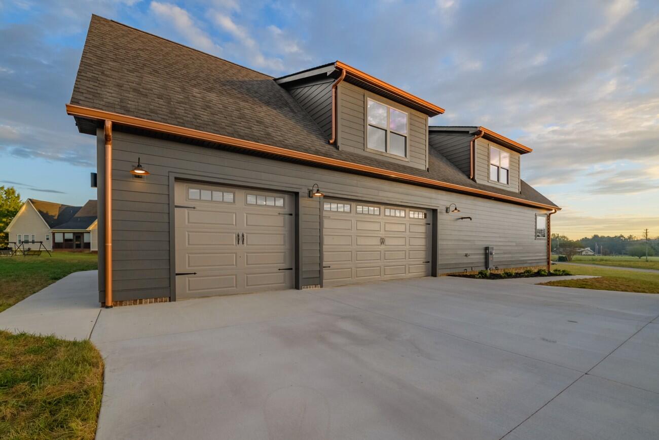 Rock Spring, Georgia, 30739, United States, 4 Bedrooms Bedrooms, ,3 BathroomsBathrooms,Residential,Forsale,1963567