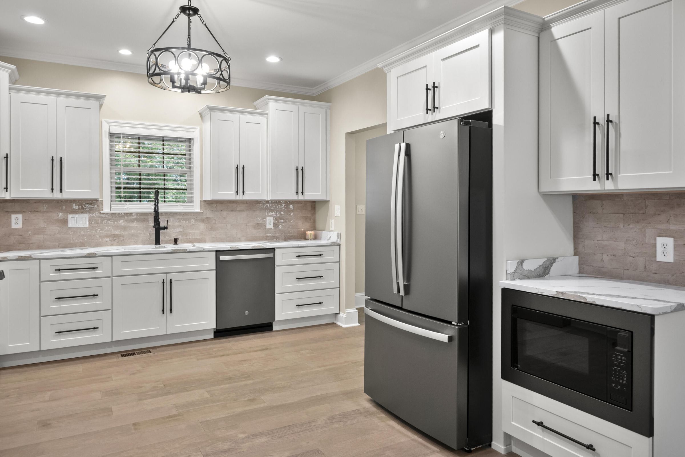 Flintstone, Georgia, 30725, United States, 5 Bedrooms Bedrooms, ,3 BathroomsBathrooms,Residential,Forsale,1963596