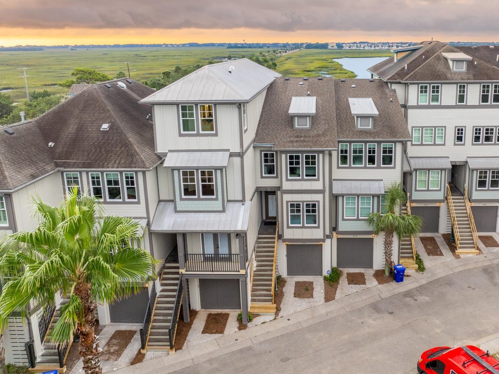 Mount Pleasant, South Carolina, 29464, United States, 4 Bedrooms Bedrooms, ,4 BathroomsBathrooms,Residential,Forsale,1985964