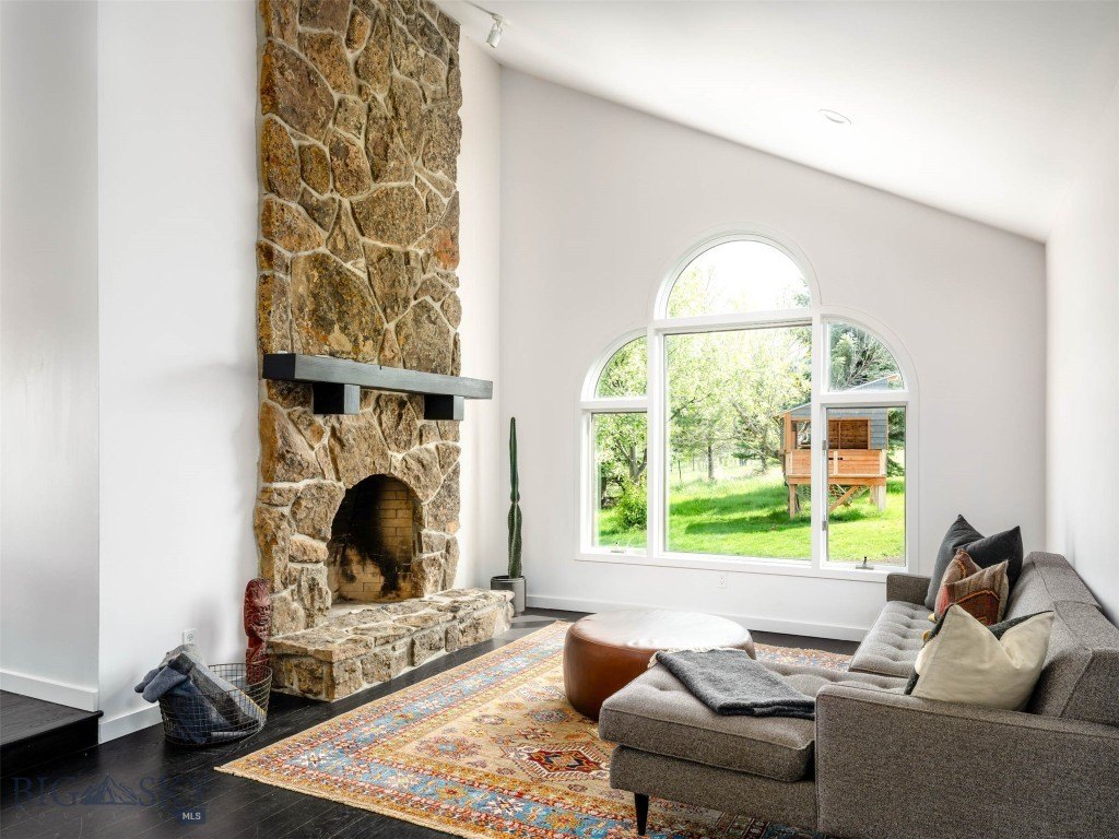 Bozeman, Montana, 59715, United States, 6 Bedrooms Bedrooms, ,5.5 BathroomsBathrooms,Residential,Forsale,1986988